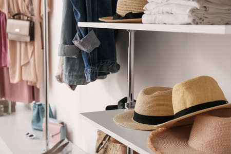 狭いキッチンを広く使う！スペース活用の収納ポイント