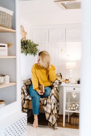 狭い賃貸住宅でもできる!簡単DIYクローゼット収納アイデア