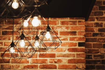 寝室でのリラックスできるあかりの作り方と照明配置