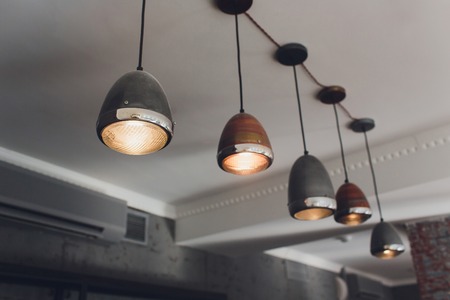 照明の色温度と明るさがもたらす心理的効果